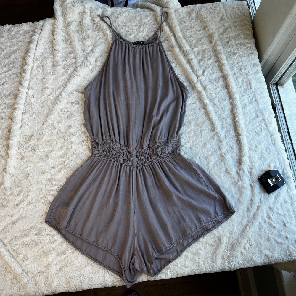 Brandy Melville Blanche Dusty Lavender Romper OSFA - Picture 4 of 6
